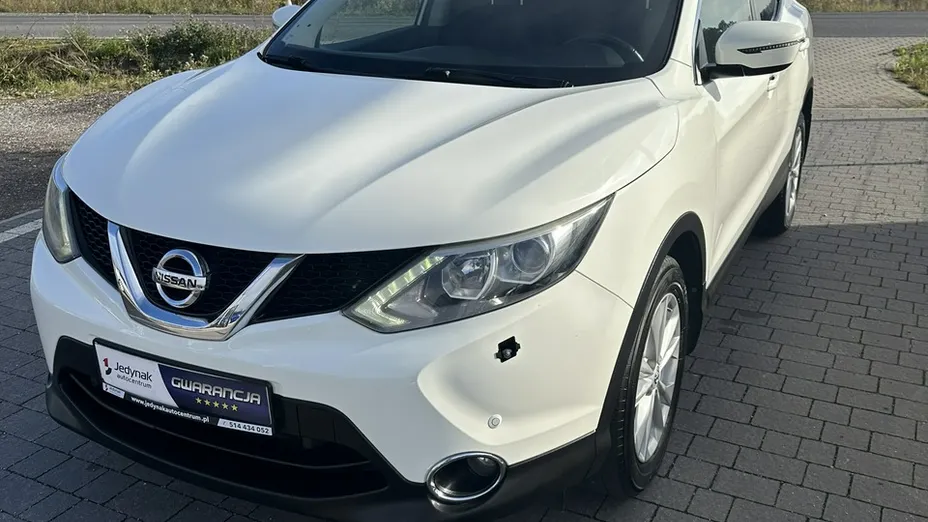 NISSAN Qashqai -