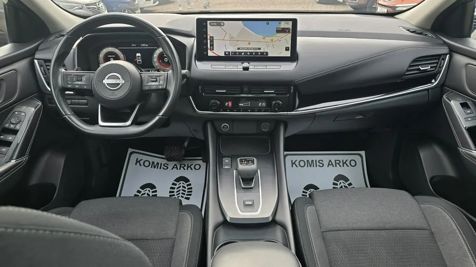 NISSAN Qashqai -