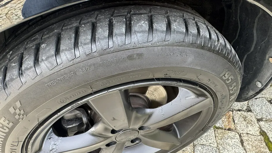 KIA Rio -
