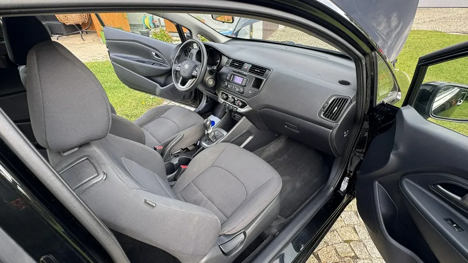 KIA Rio -