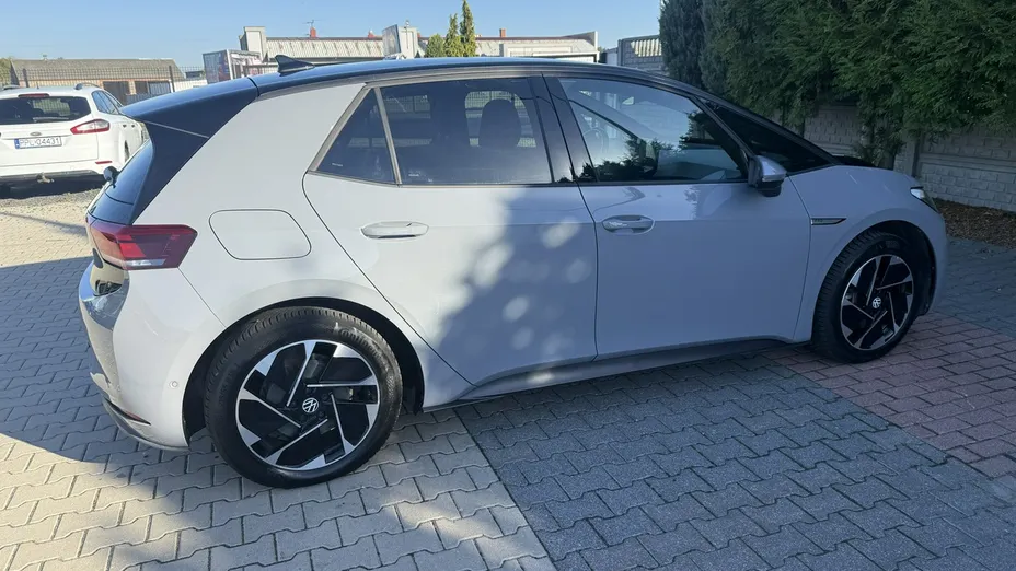 VOLKSWAGEN ID.3 -