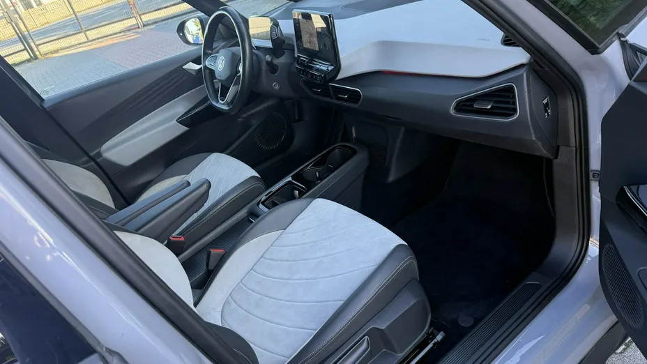 VOLKSWAGEN ID.3 -
