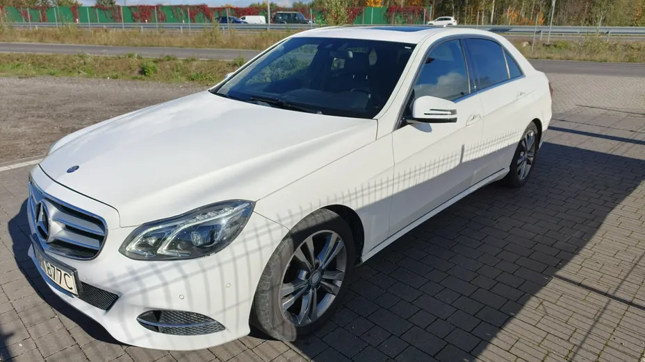 MERCEDES-BENZ E Klasa -
