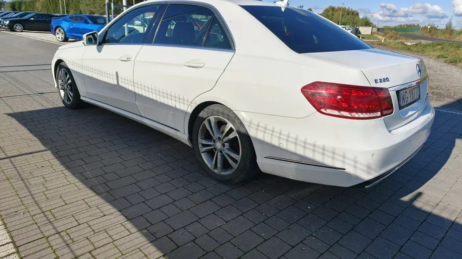 MERCEDES-BENZ E Klasa -