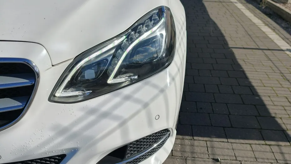 MERCEDES-BENZ E Klasa -