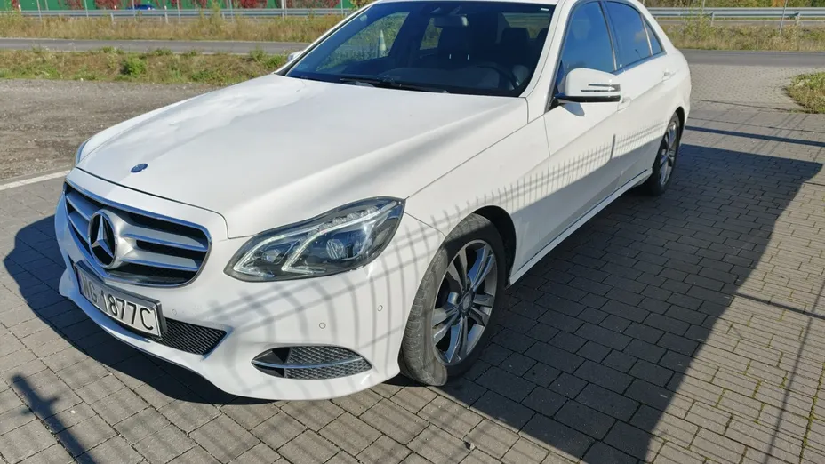 MERCEDES-BENZ E Klasa -
