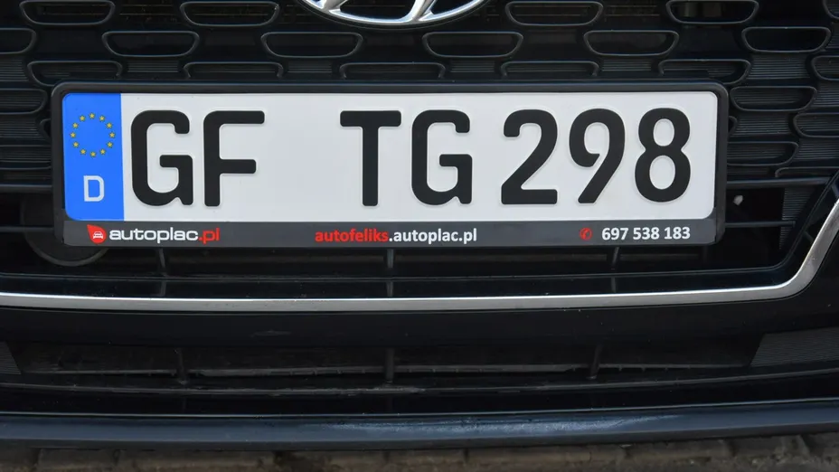 HYUNDAI i30 -
