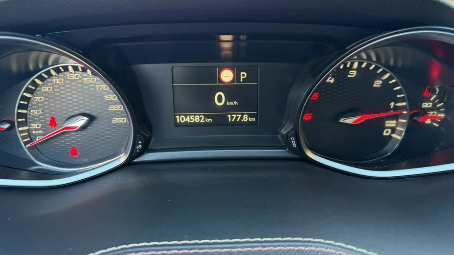 PEUGEOT 308 -