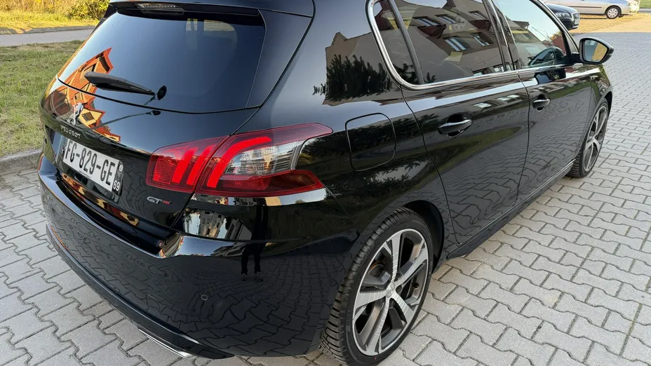 PEUGEOT 308 -