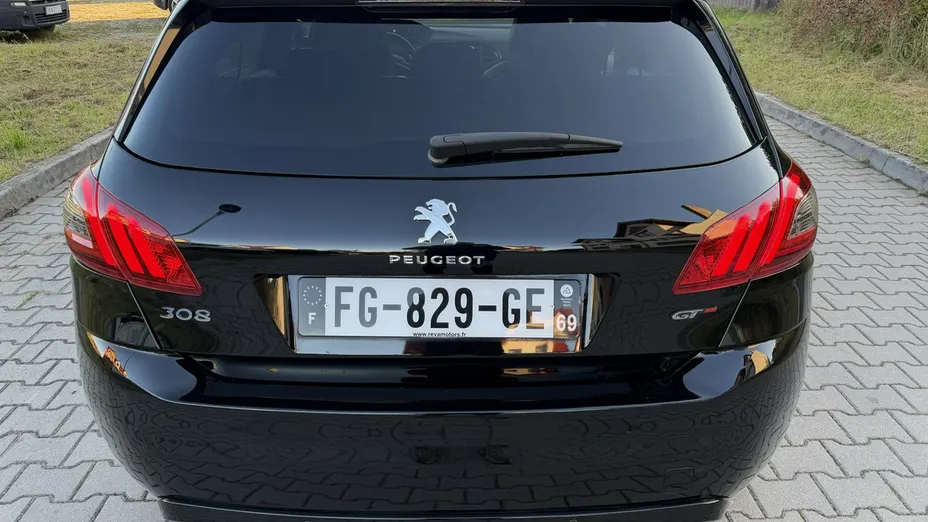 PEUGEOT 308 -