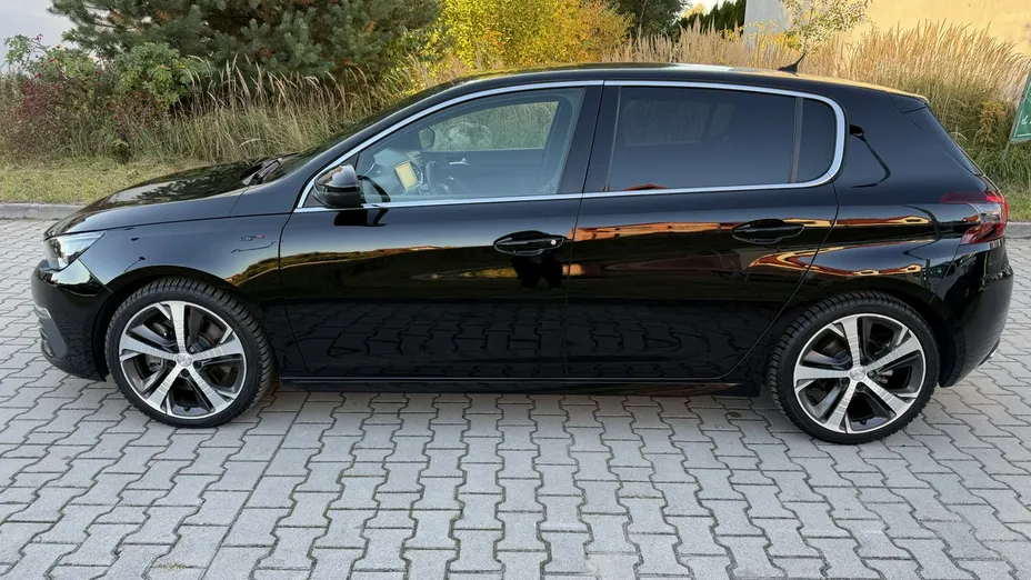PEUGEOT 308 -