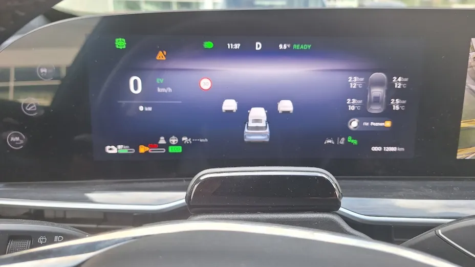 OMODA Omoda 9 Omoda 9 1.5 Super Hybrid Exclusive AWD