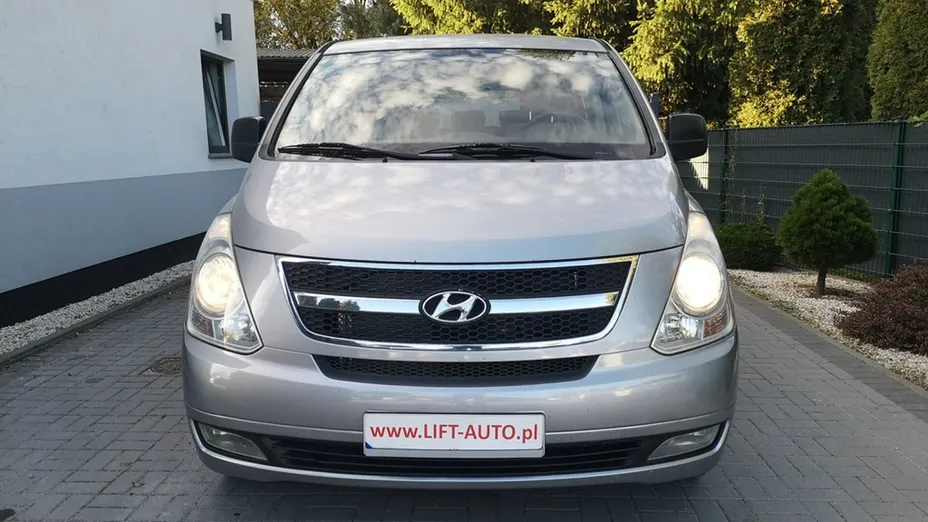 HYUNDAI H-1 -
