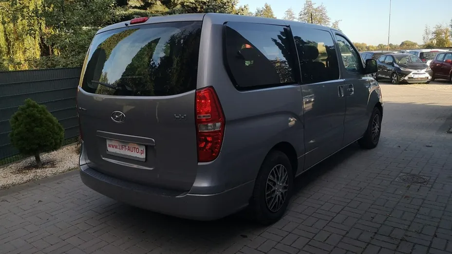 HYUNDAI H-1 -