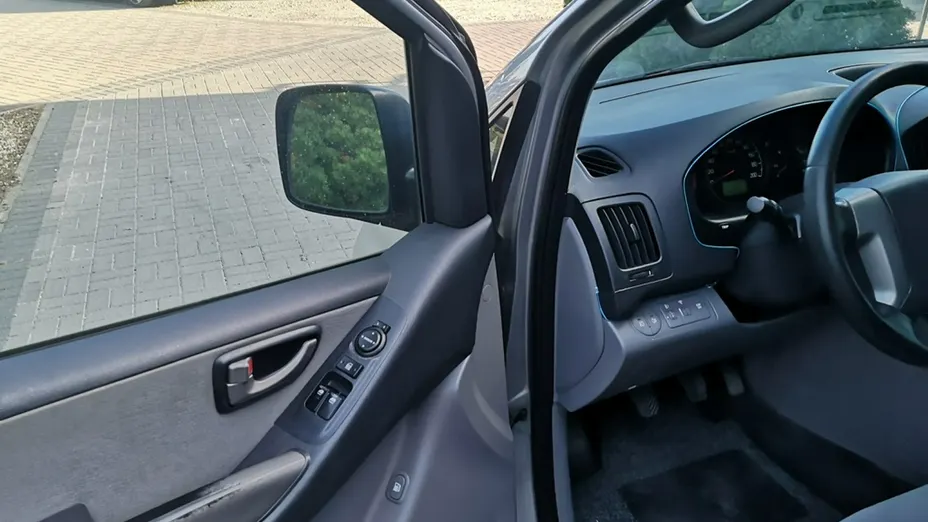 HYUNDAI H-1 -