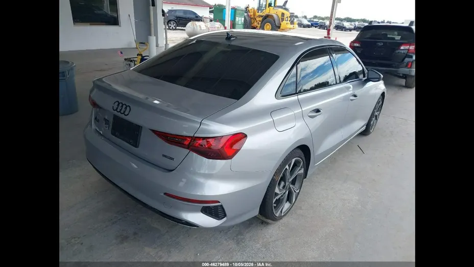 AUDI A3 Limousine -