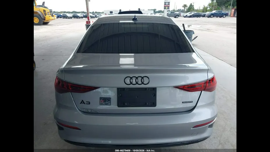 AUDI A3 Limousine -