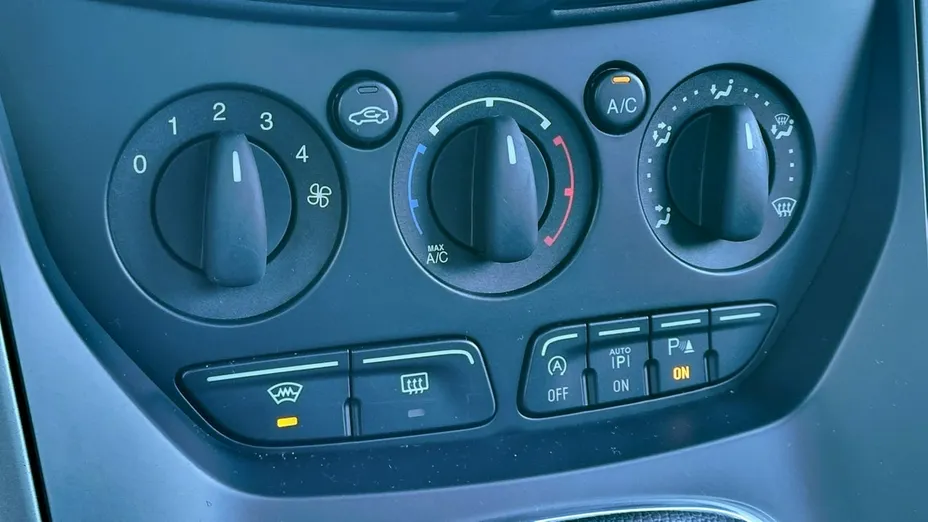 FORD C-MAX -