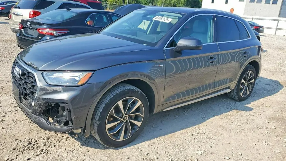 AUDI Q5 -