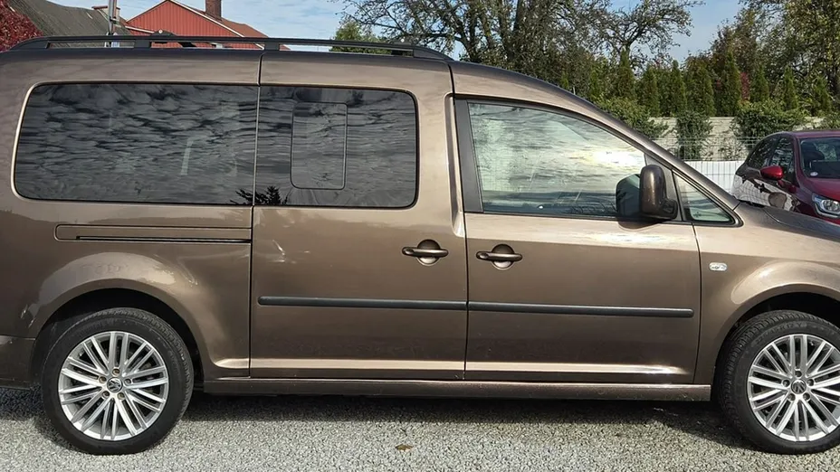 VOLKSWAGEN Caddy -