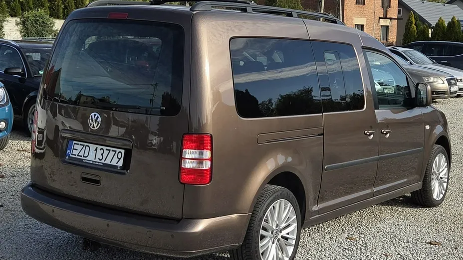 VOLKSWAGEN Caddy -