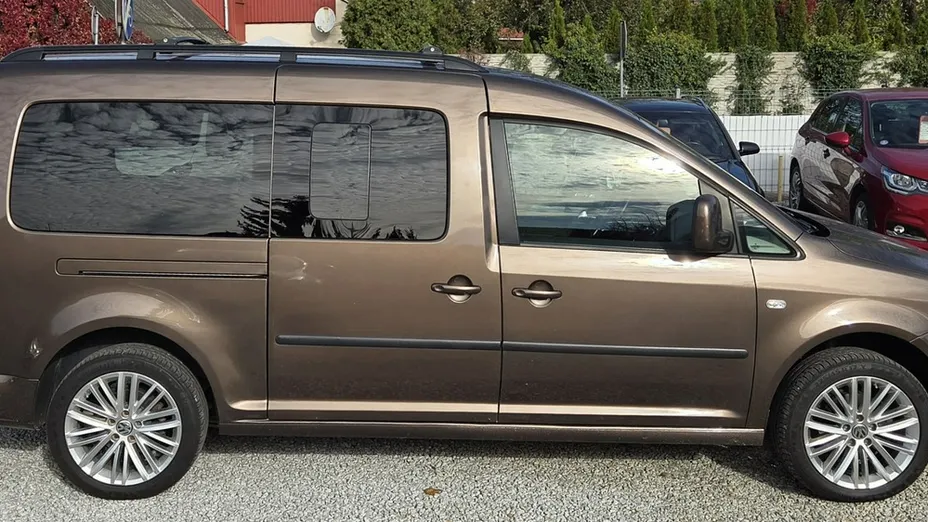VOLKSWAGEN Caddy -