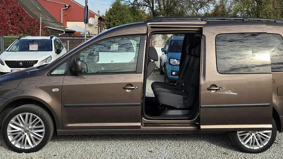 VOLKSWAGEN Caddy -
