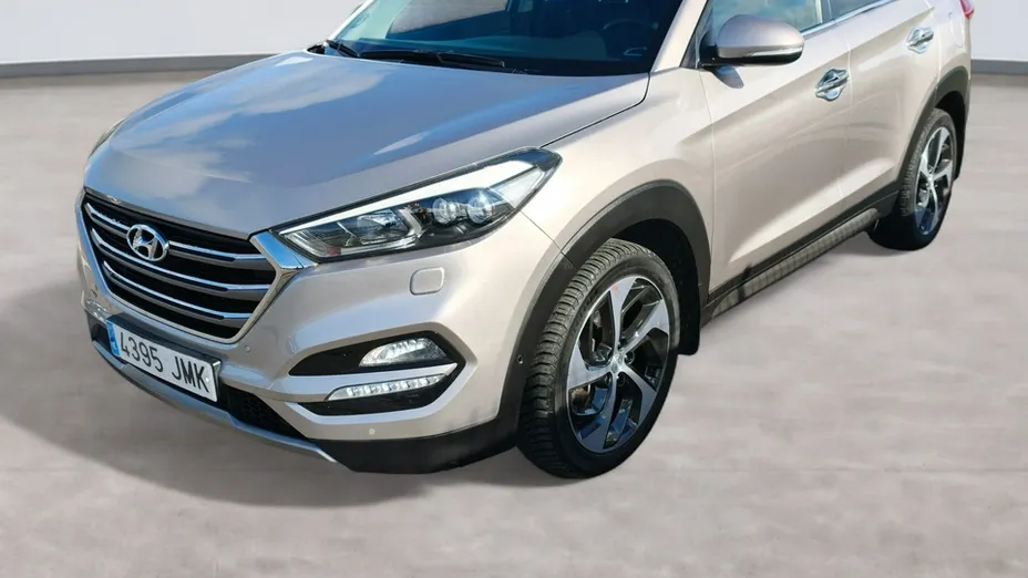 HYUNDAI Tucson -