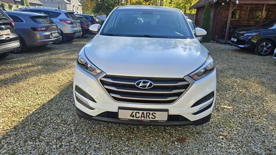 HYUNDAI Tucson -