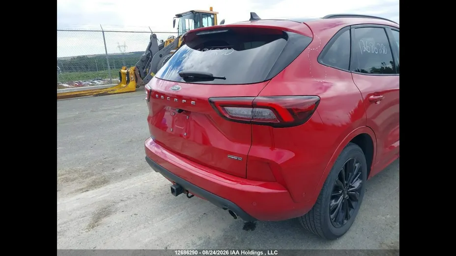 FORD Kuga -