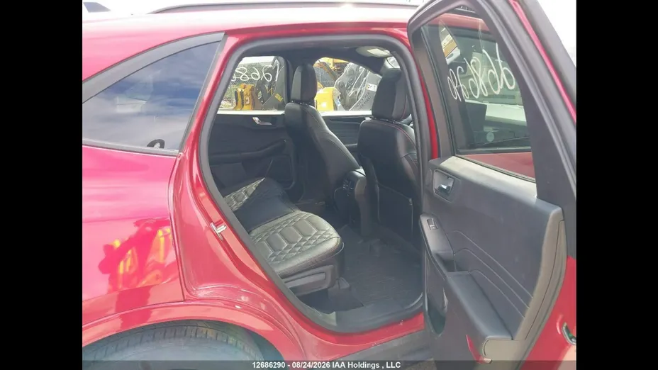FORD Kuga -