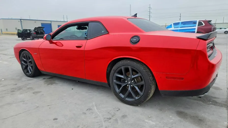 DODGE Challenger -