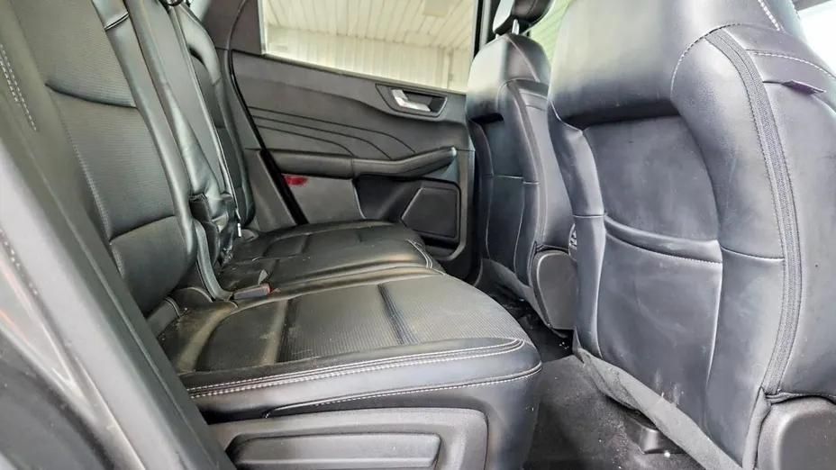 FORD Kuga -