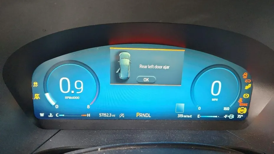 FORD Kuga -