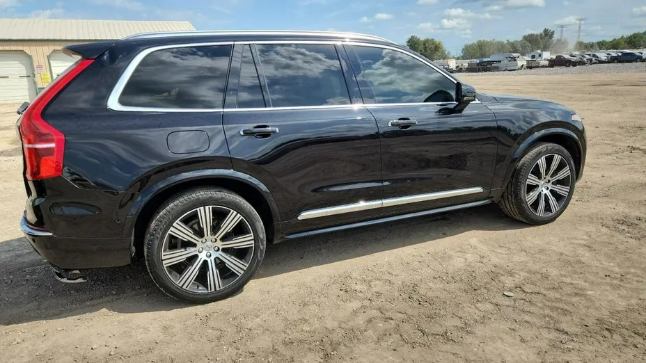 VOLVO XC90 -