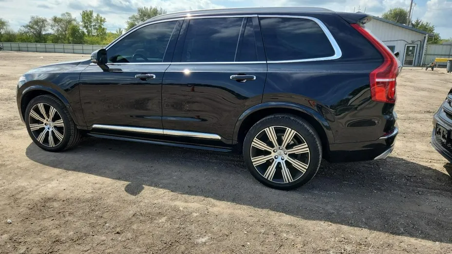 VOLVO XC90 -