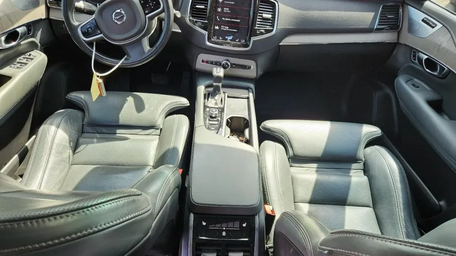 VOLVO XC90 -