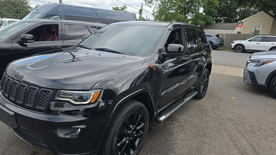 JEEP Grand Cherokee -