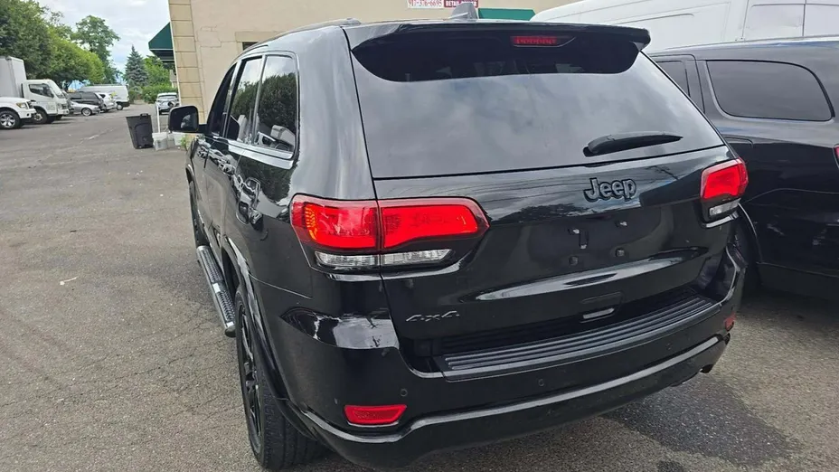 JEEP Grand Cherokee -