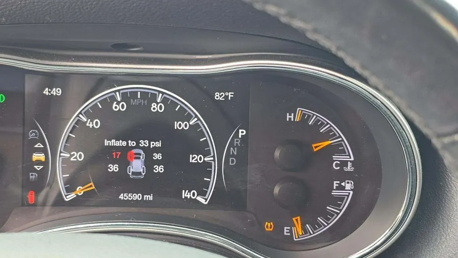 JEEP Grand Cherokee -