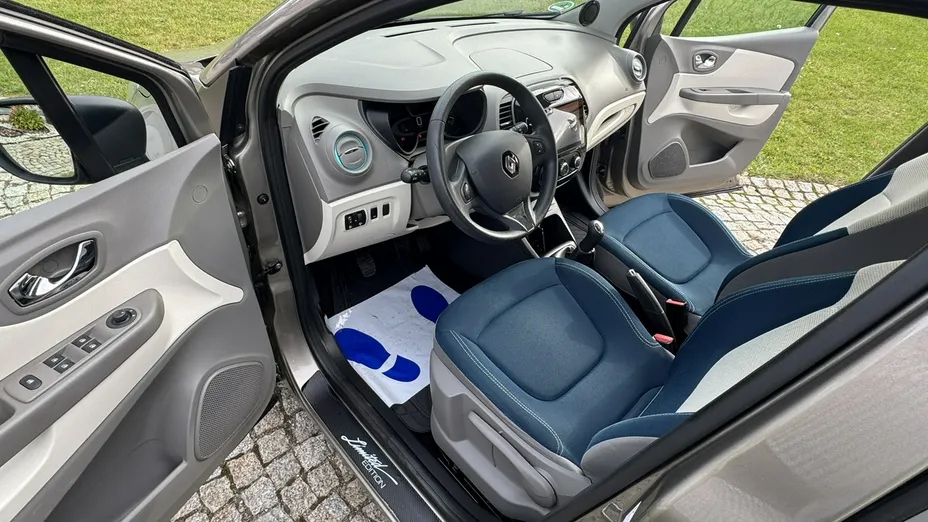 RENAULT Captur -