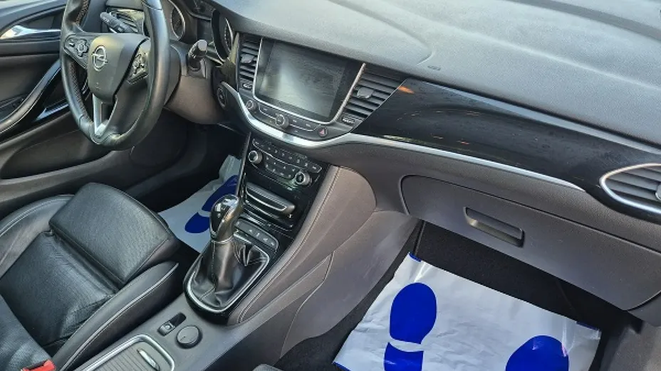OPEL Astra -