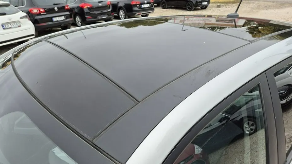 HYUNDAI i20 -