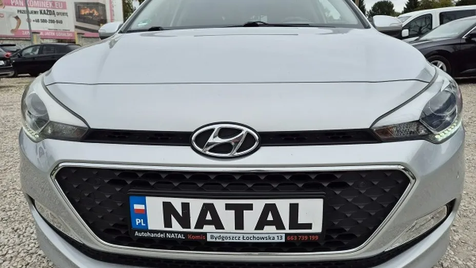 HYUNDAI i20 -