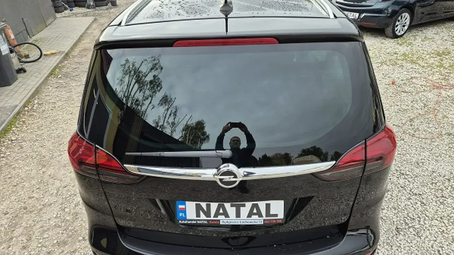 OPEL Zafira -