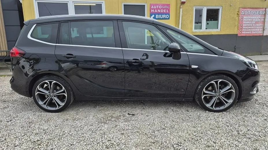 OPEL Zafira -