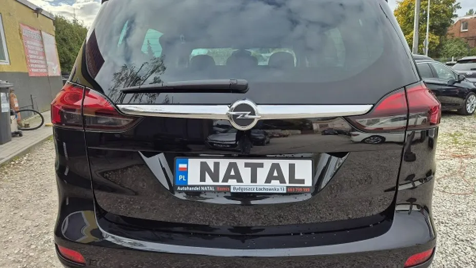 OPEL Zafira -
