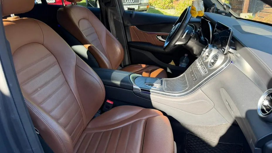 MERCEDES-BENZ GLC -