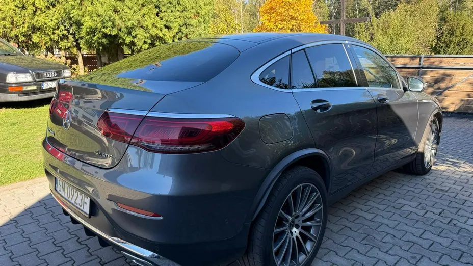 MERCEDES-BENZ GLC -