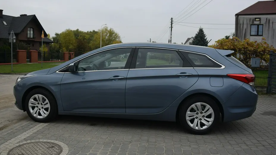 HYUNDAI i40 -